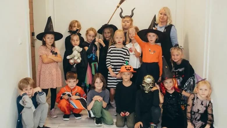 Škola duhova: Halloween u zidovima Adriatic College