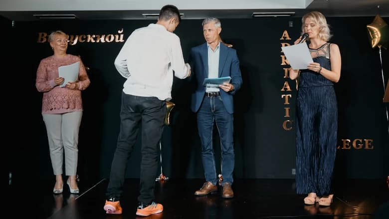 Maturalno veče za IX razred u Adriatic College-u