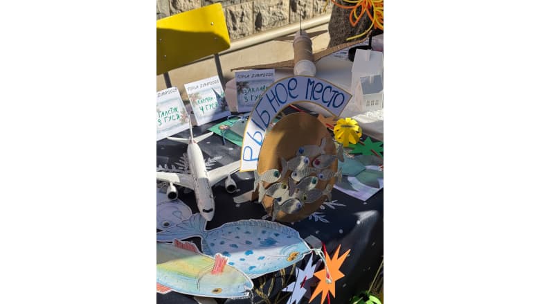 Новогодняя благотворительная ярмарка TOPLA ZIMA 2025