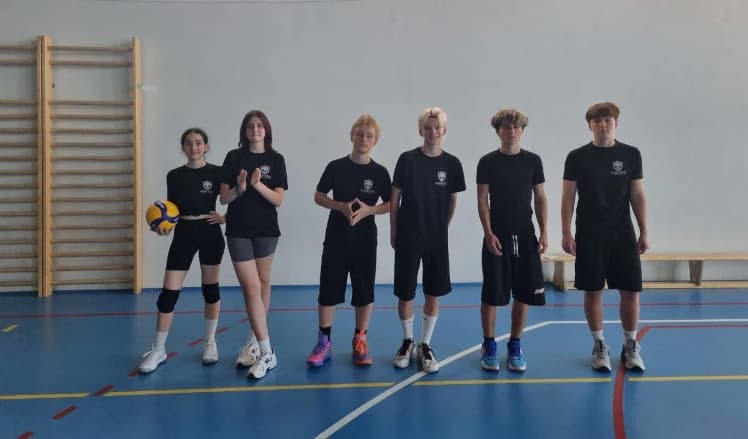 Mini-turnir u odbojci između Adriatic College-a i škole „Kompas” (Bar)